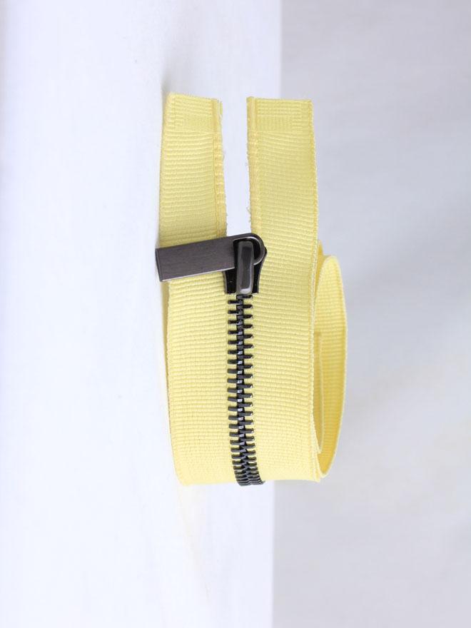 Metal zipper 018