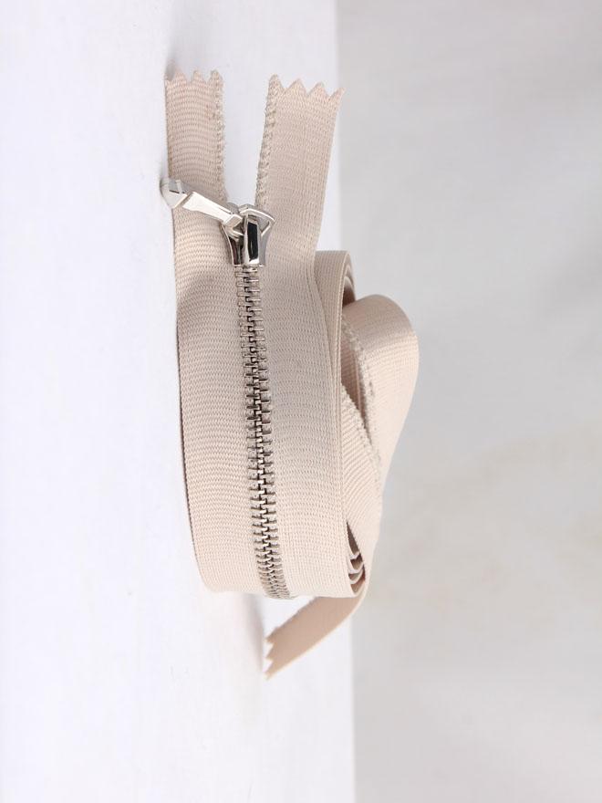 Metal zipper 028